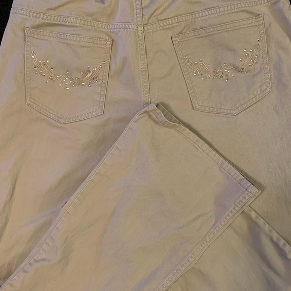 CHICO’S Pants - Picture 7 of 7